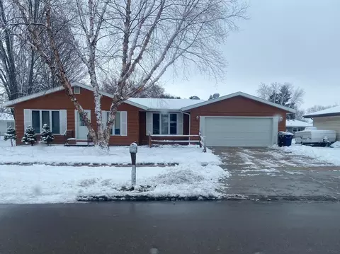 2724 Mt Zion Ave, Janesville, WI 53545