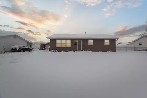 1454 Lafayette St, Janesville, WI 53546