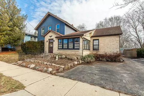 5707 Main St, Mcfarland, WI 53558