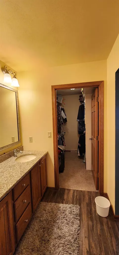 w2286 Valleywood Lane, Appleton, WI 54915 photo 4