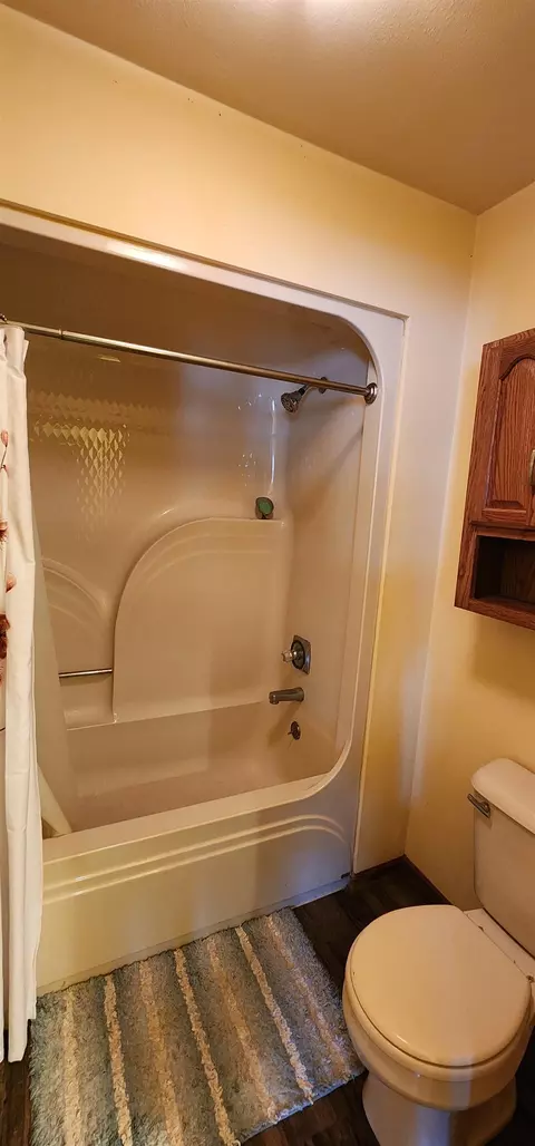 w2286 Valleywood Lane, Appleton, WI 54915 photo 3