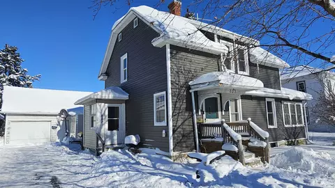 823 W Elm St, Lancaster, WI 53813
