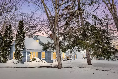 383 Lake St, Green Lake, WI 54941