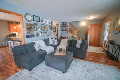 7041 Reston Heights Dr, Madison, WI 53718