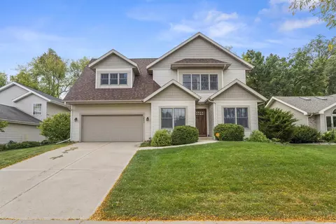 5531 Quarry Hill Dr, Fitchburg, WI 53711
