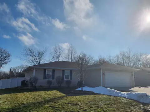 11402 N Erie Dr, Edgerton, WI 53534