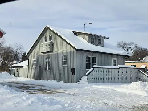 510 N Main St, Edgerton, WI 53534
