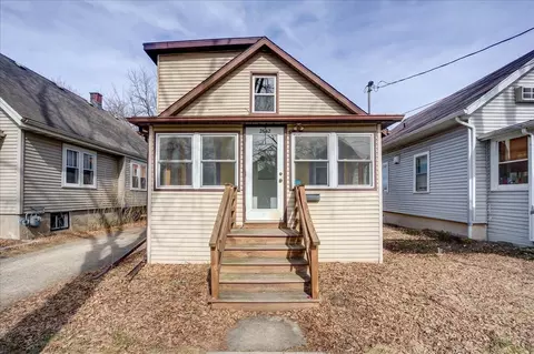 2642 Union St, Madison, WI 53704