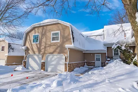 891 Hemlock Dr, Verona, WI 53593