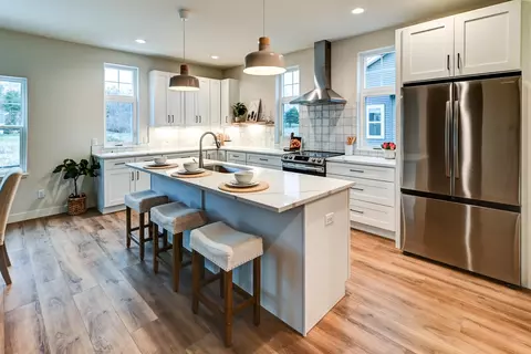 5812 Divine St, Madison, WI 53718