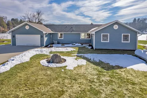 s510 Warbler Court, La Valle, WI 53941