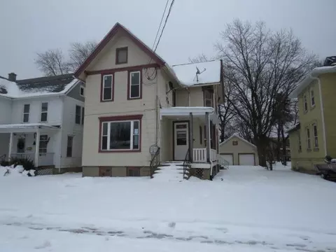 405 S 7th St, Watertown, WI 53094