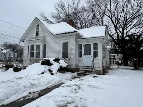 1045 Eleventh St, Beloit, WI 53511