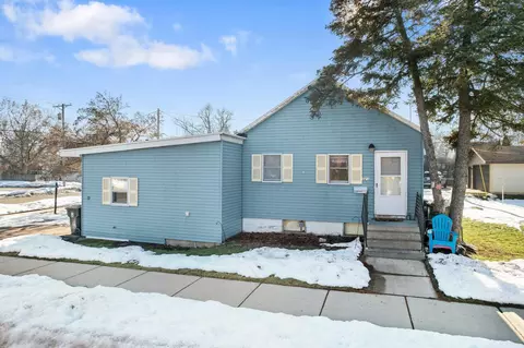 321 Maple St, Sun Prairie, WI 53590