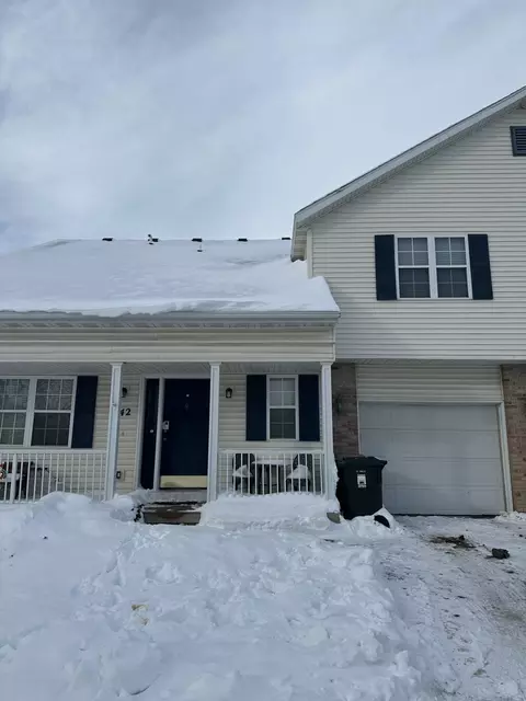 1042 Chandler Ln #1042, Sun Prairie, WI 53590
