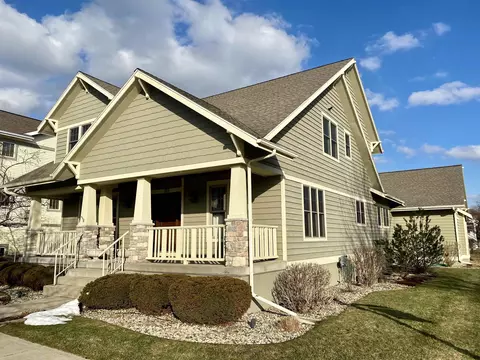 1187 Celebration Blvd, Sun Prairie, WI 53590