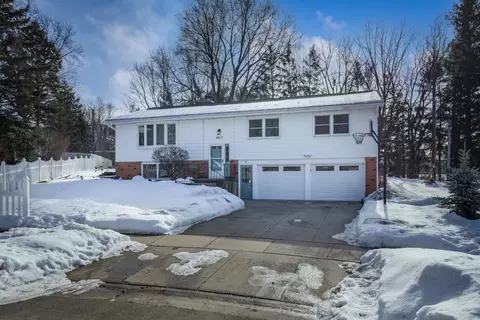 4913 Ralph Cir, Madison, WI 53714