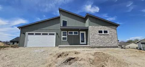 751 N Clark St, Mayville, WI 53050