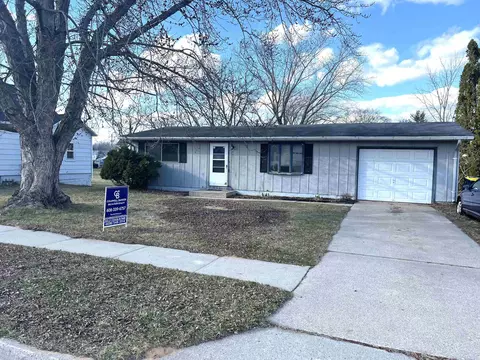 407 Grant St, Mauston, WI 53948