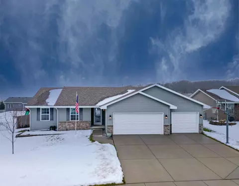 4779 Parkwood Dr, Milton, WI 53563