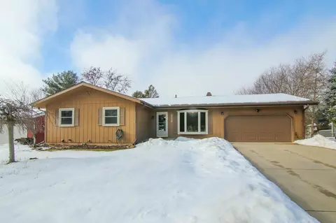 2330 Canterbury Rd, Madison, WI 53711