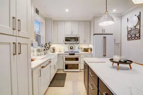1204 S Main St #8, Lake Mills, WI 53551
