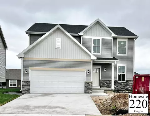 224 Peterson Trl, Oregon, WI 53575