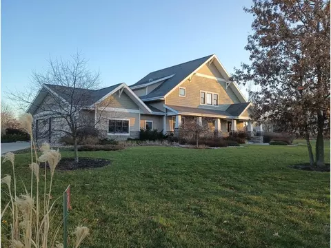 5316 N Northwood Trce, Janesville, WI 53545