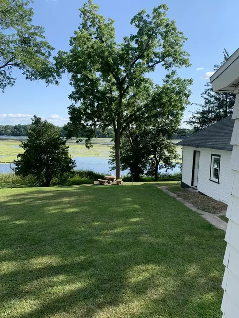 280 Lake Ave, Montello, WI 53949