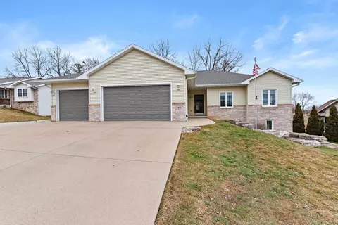 104 Riverview Dr, Beaver Dam, WI 53916