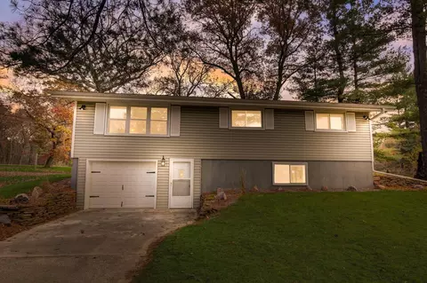 e7280 Oakcrest Drive, Reedsburg, WI 53959