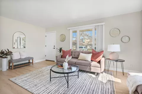 105 Craig Ave, Madison, WI 53705