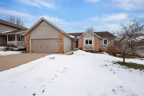 8309 Shale Dr, Madison, WI 53719