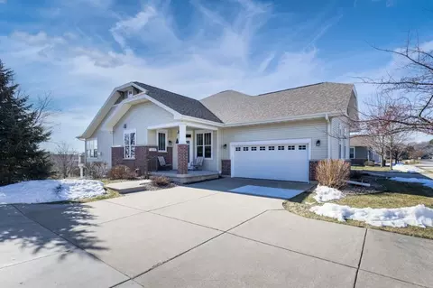 3173 Camden Ln #24, Sun Prairie, WI 53590