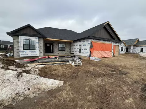 2017 Mulberry St, Sauk City, WI 53583