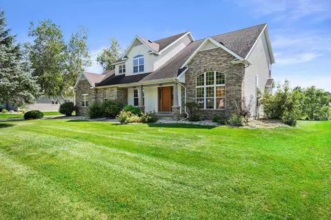 1817 Waterbend Dr, Verona, WI 53593