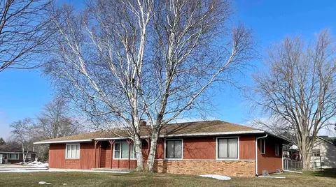 314 W Main St, Brooklyn, WI 53521