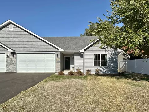 3211 Spruce Ct, Janesville, WI 53546