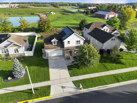 121 Cedar St, Brooklyn, WI 53521