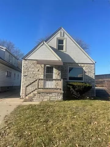 3063 N 58th St, Milwaukee, WI 53210