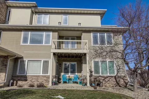 3001 Stratton Way #201, Madison, WI 53719
