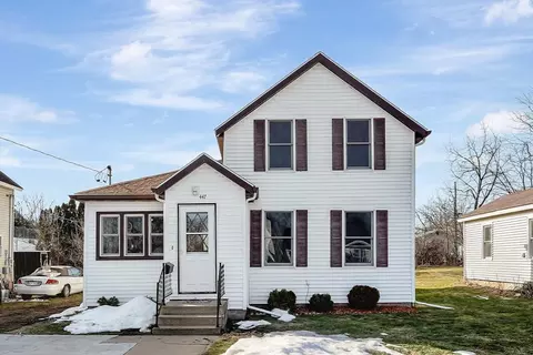 447 Lemonweir St, Mauston, WI 53948