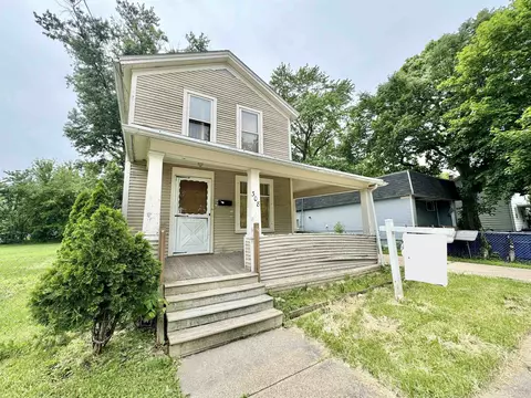 308 S Franklin St, Janesville, WI 53548