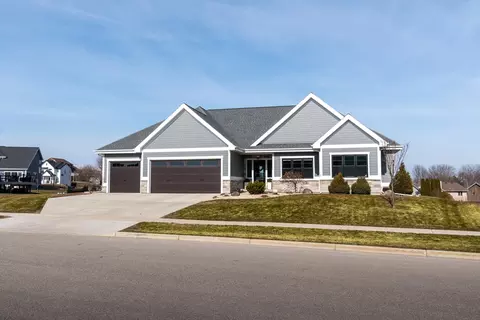 1078 Brynhill Dr, Oregon, WI 53575