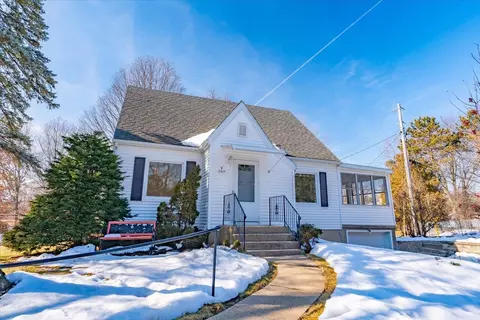 2218 Westchester Rd, Fitchburg, WI 53711