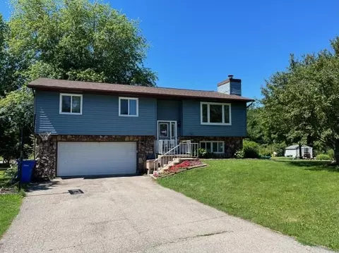 3865 Steven Dr, Deforest, WI 53532