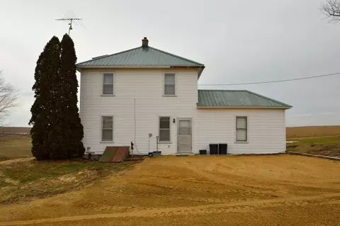 6232 Boice Creek Rd, Lancaster, WI 53813