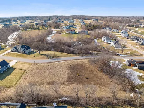 L12 & L13 Superior Oak, Verona, WI 53593