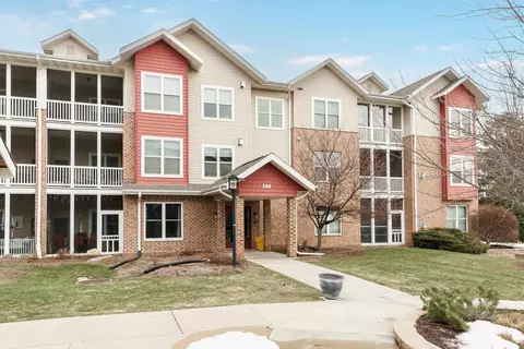 200 Femrite Dr #213, Monona, WI 53716