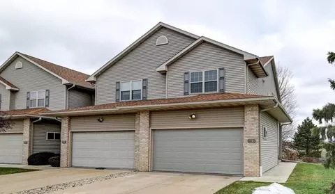 543 Kelvington Dr #4, Sun Prairie, WI 53590